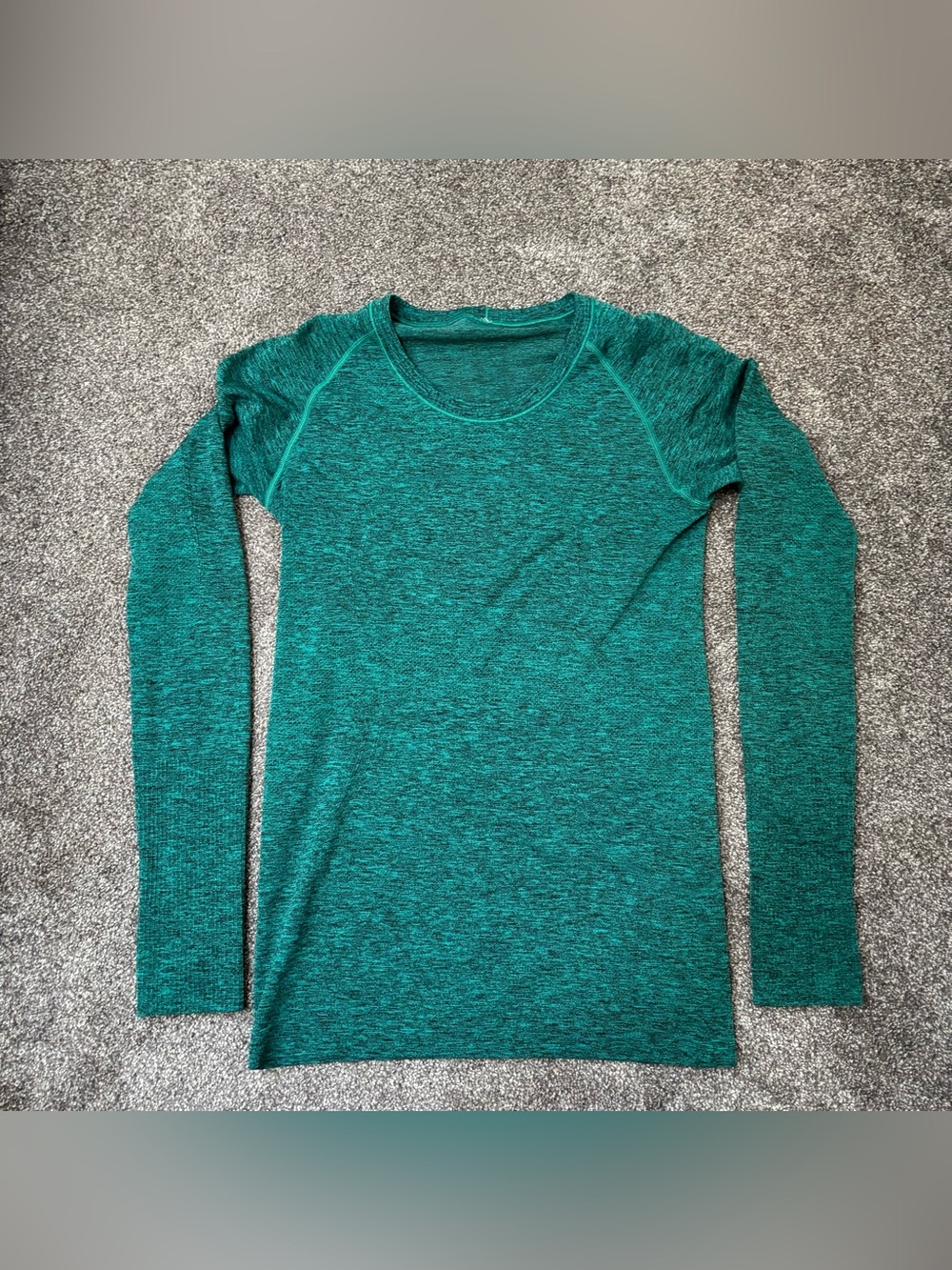 Lululemon sz 8 Swiftly tech long sleeve NWOT